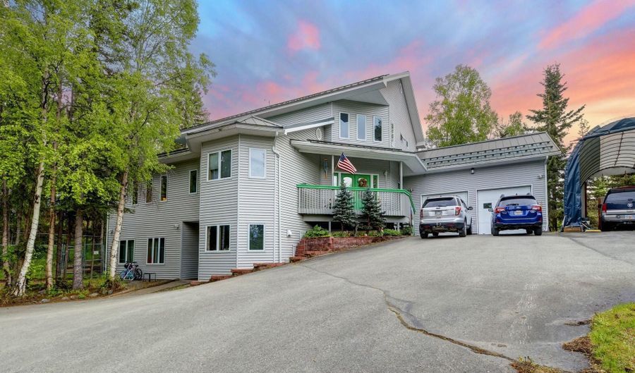 6550 E 112th Ave, Anchorage, AK 99516 - 4 Beds, 5 Bath