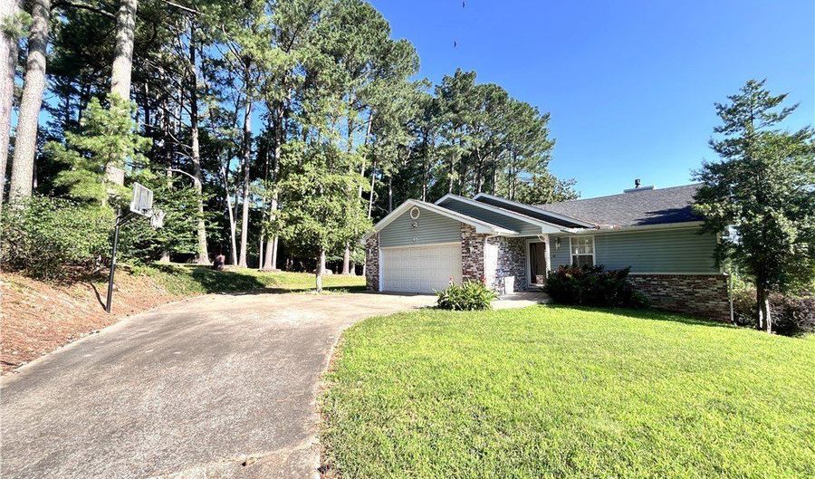 40 Portsmouth Dr, Bella Vista, AR 72714 - 3 Beds, 3 Bath