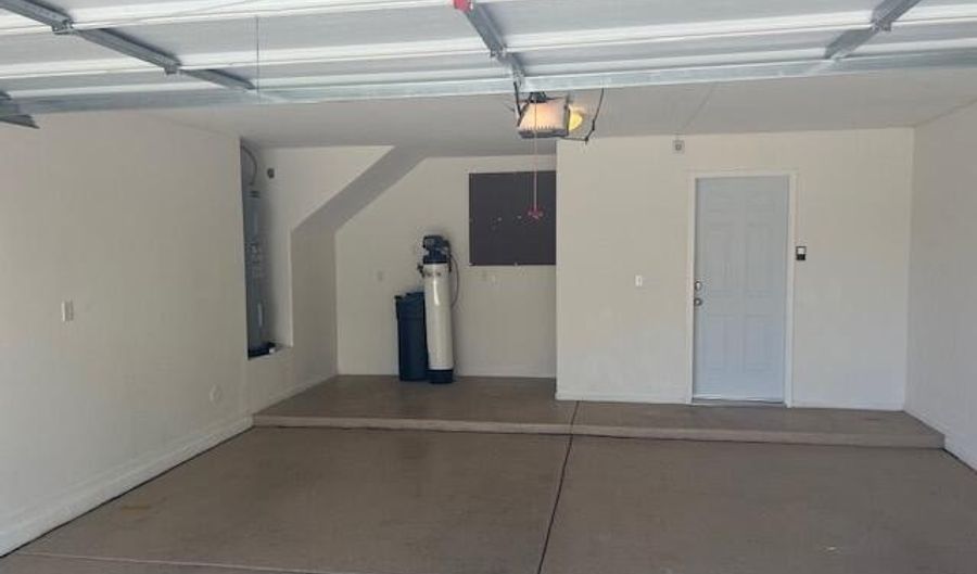 25727 W N STAR Ct, Buckeye, AZ 85326 - 3 Beds, 2 Bath