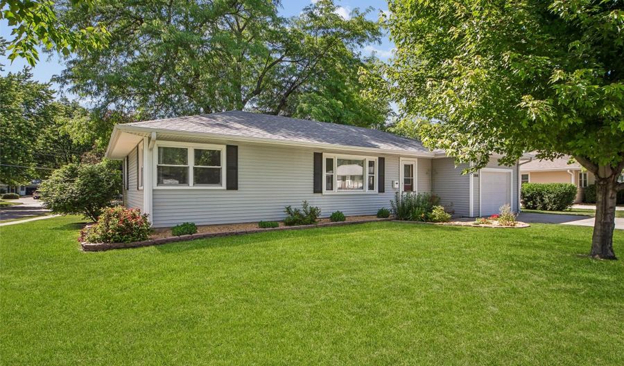 564 SW Goodwin St, Ankeny, IA 50023 - 3 Beds, 1 Bath