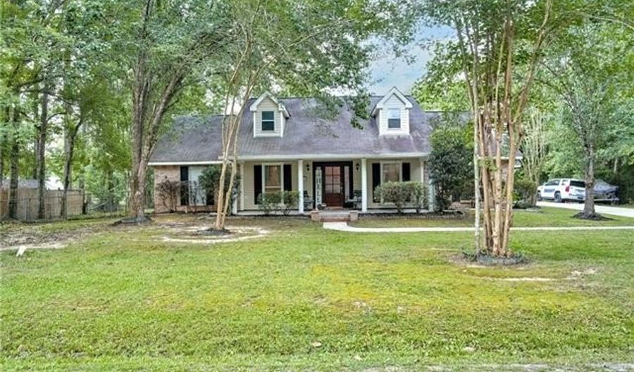 21360 STIRE St, Abita Springs, LA 70420 - 3 Beds, 2 Bath