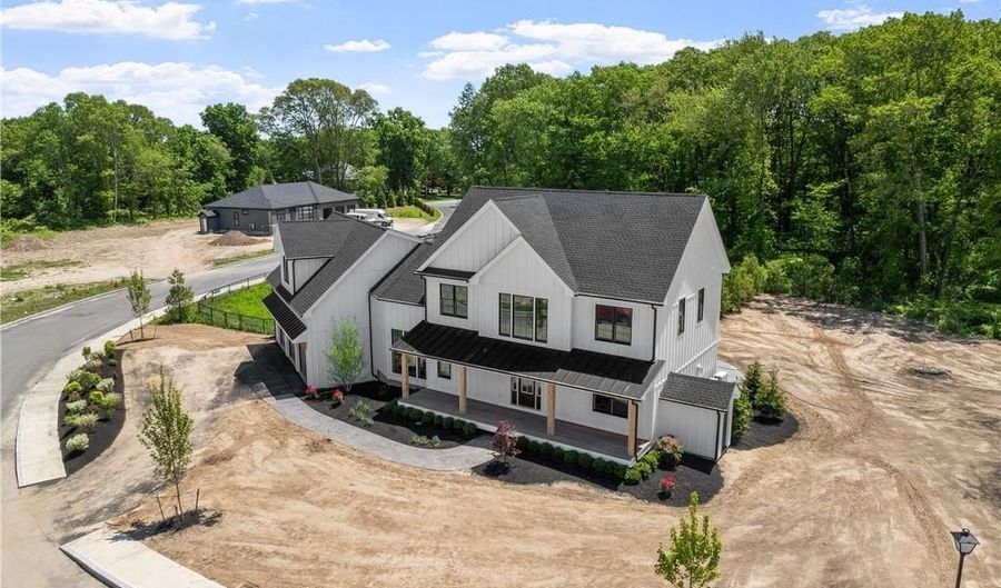 1 Diesel Dr, Lincoln, RI 02865 - 4 Beds, 3 Bath