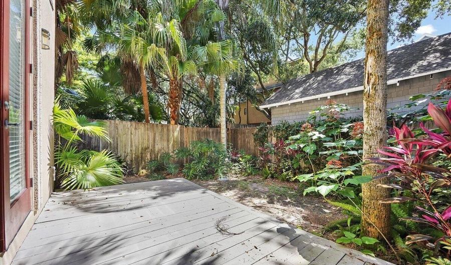 2049 SEMINOLE Rd, Atlantic Beach, FL 32233 - 3 Beds, 3 Bath