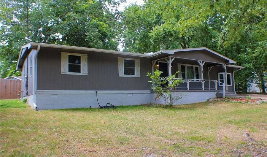 16 Amesbury Ln, Bella Vista, AR 72715 - 4 Beds, 2 Bath