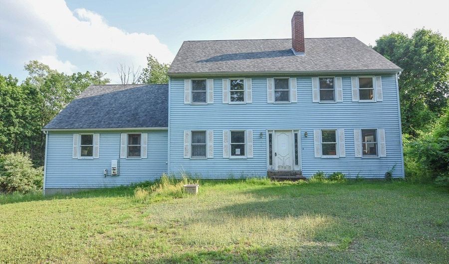 179 County Rd, Ashby, MA 01431 - 3 Beds, 3 Bath