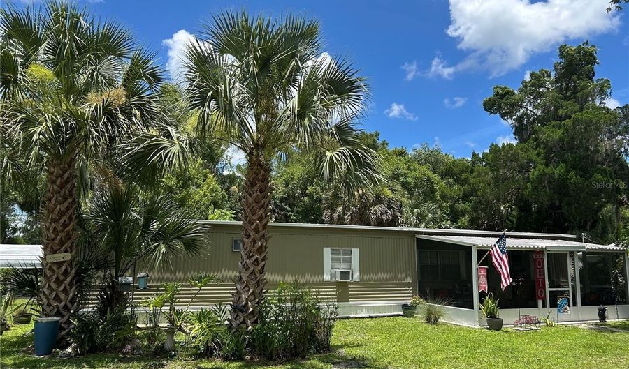 56304 HAZELNUT Rd, Astor, FL 32102 - 1 Beds, 1 Bath