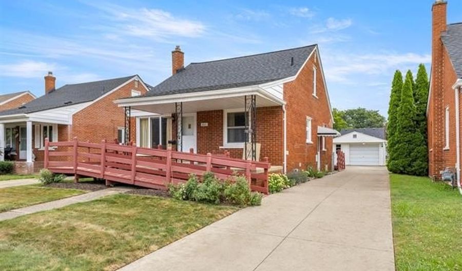 9881 Quandt Ave, Allen Park, MI 48101 - 3 Beds, 2 Bath