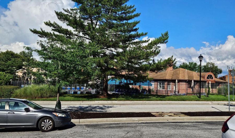 6908 10 TIMBERS Ln, Baltimore, MD 21209 - 3 Beds, 4 Bath