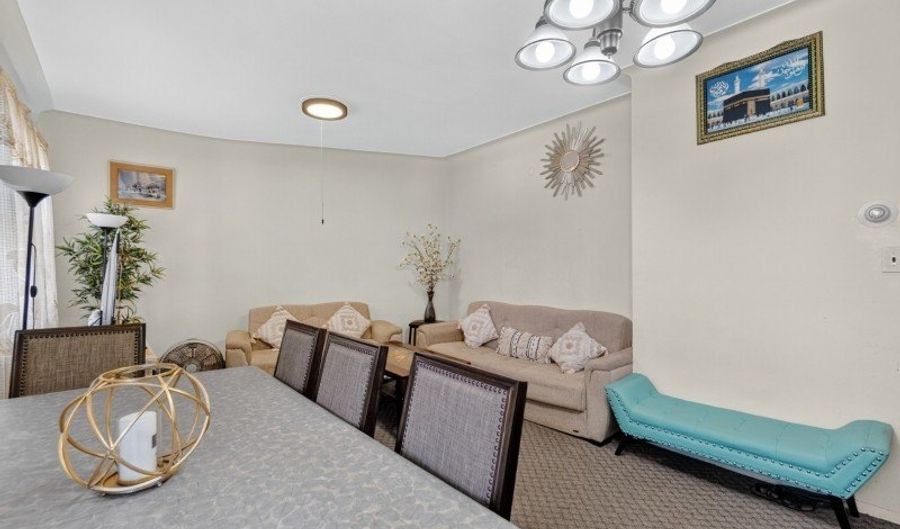 98 W 49Th St, Bayonne, NJ 07002 - 5 Beds, 2 Bath