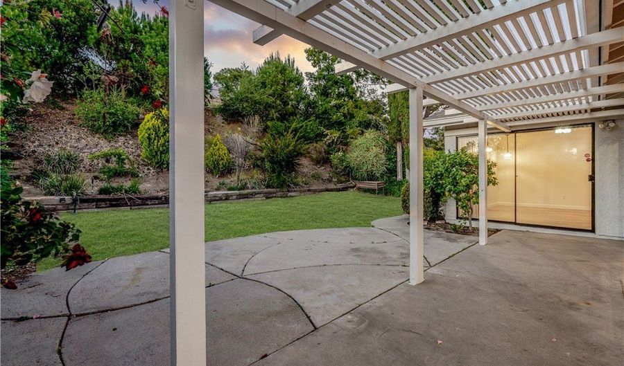 5453 Softwind Way, Agoura Hills, CA 91301 - 4 Beds, 2 Bath