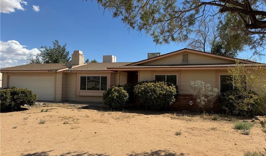 21815 Klickitat Ave, Apple Valley, CA 92307 - 3 Beds, 2 Bath