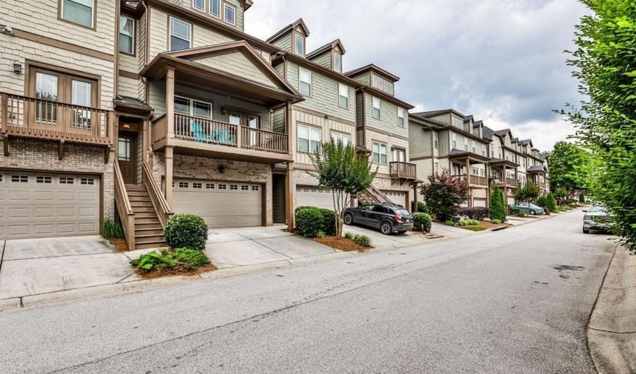 680 Emeril, Avondale Estates, GA 30002 - 3 Beds, 4 Bath