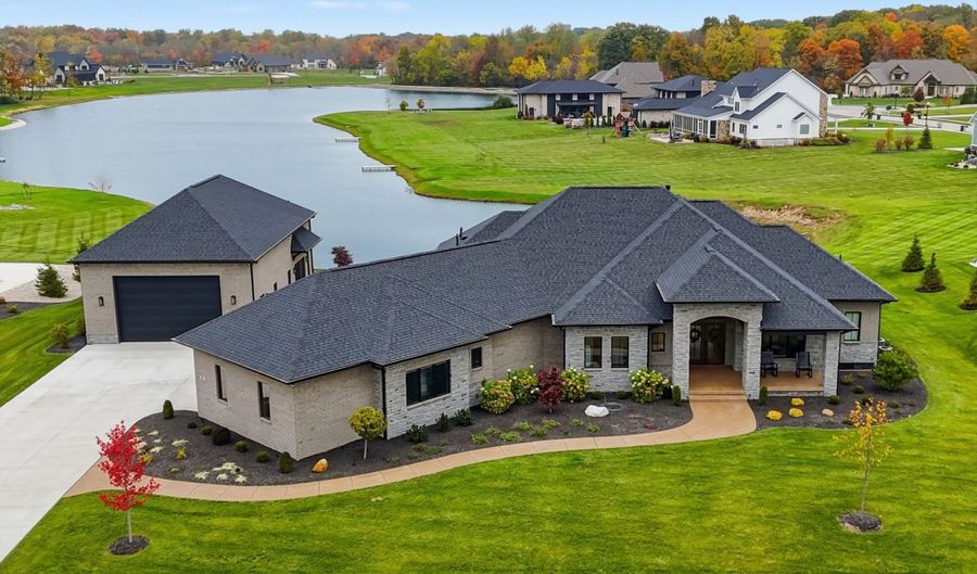 3961 Chapel Hill Ct, Bargersville, IN 46106 - 5 Beds, 6 Bath