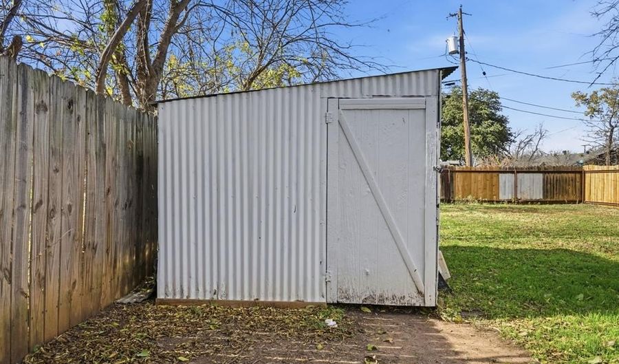 902 Jeanette St, Abilene, TX 79602 - 3 Beds, 1 Bath