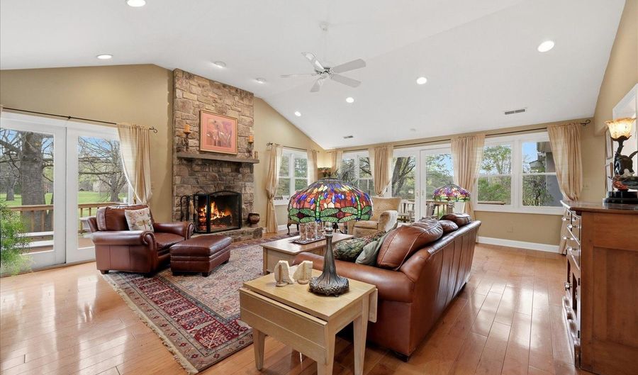 25404 FROSTY MEADOW Ln, Aldie, VA 20105 - 4 Beds, 3 Bath
