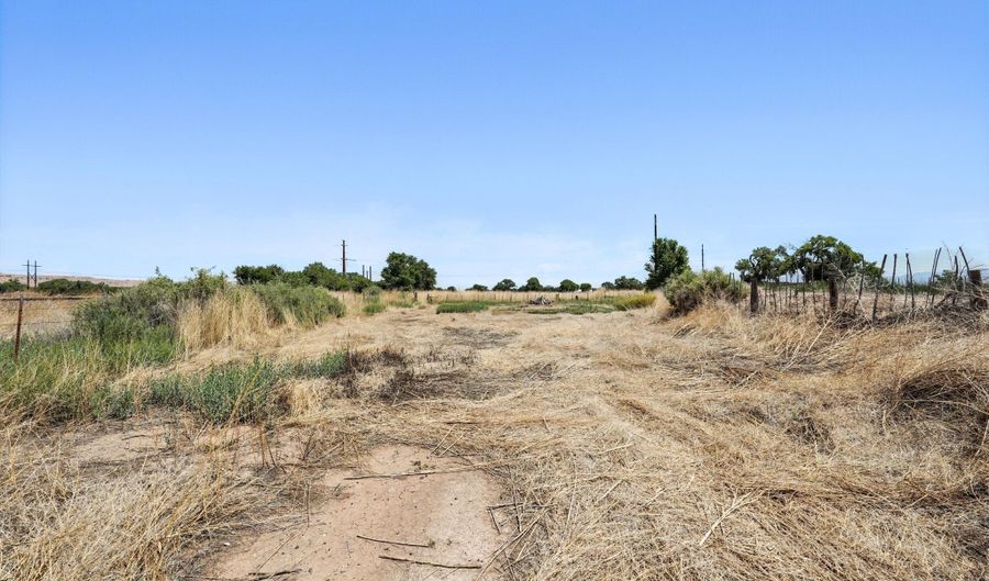 889 HIGHWAY 116, Bosque, NM 87006 - 3 Beds, 2 Bath