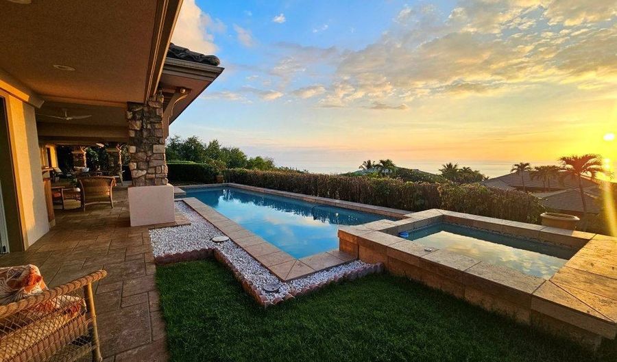 78-7043 Mololani St, Kailua Kona, HI 96740 - 3 Beds, 4 Bath