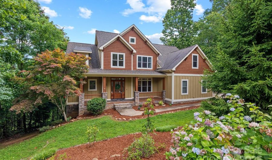 103 Village Pointe Ln, Asheville, NC 28803 - 6 Beds, 4 Bath
