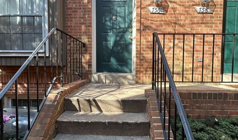 756 N VERMONT St, Arlington, VA 22203 - 3 Beds, 4 Bath