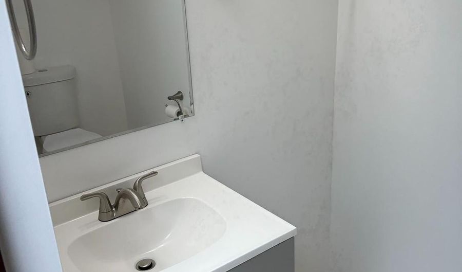 5939 ANNISTON Rd, Bethesda, MD 20817 - 3 Beds, 2 Bath