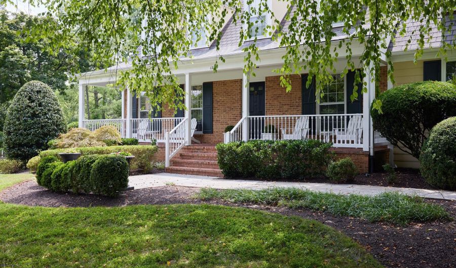 12215 DREWS Ct, Potomac, MD 20854 - 4 Beds, 6 Bath