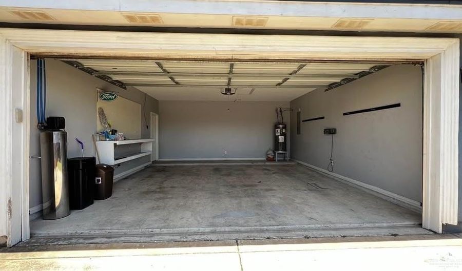1306 N Rockport St, Alton, TX 78573 - 3 Beds, 3 Bath