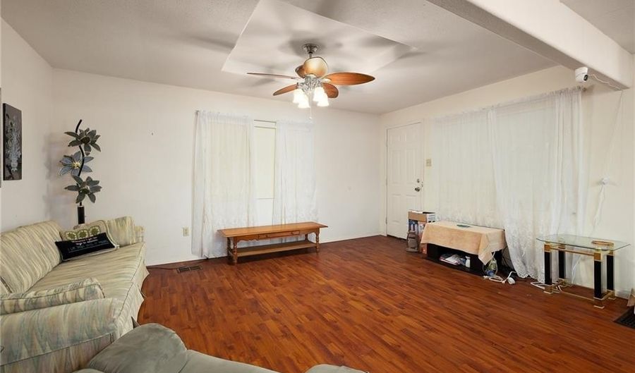 411 Palmetto Palm St, Alamo, TX 78516 - 3 Beds, 2 Bath
