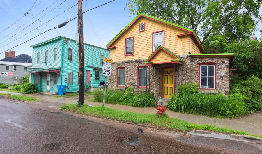 30-36 Archibald St, Burlington, VT 05401 - 7 Beds, 4 Bath