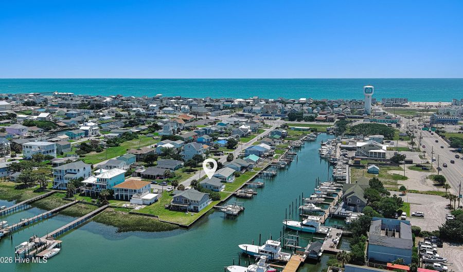 213 W Bogue Sound Dr, Atlantic Beach, NC 28512 - 3 Beds, 1 Bath