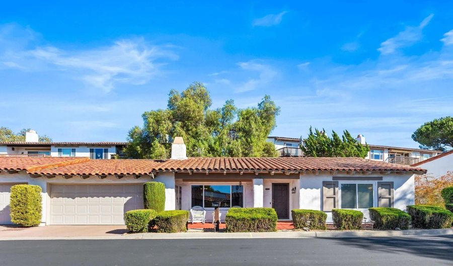 2034 Bolsa Chica, Escondido, CA 92026 - 2 Beds, 2 Bath