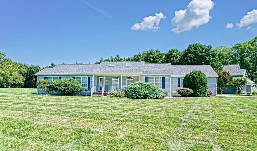 2 NICOLE Way, Lewes, DE 19958 - 3 Beds, 2 Bath