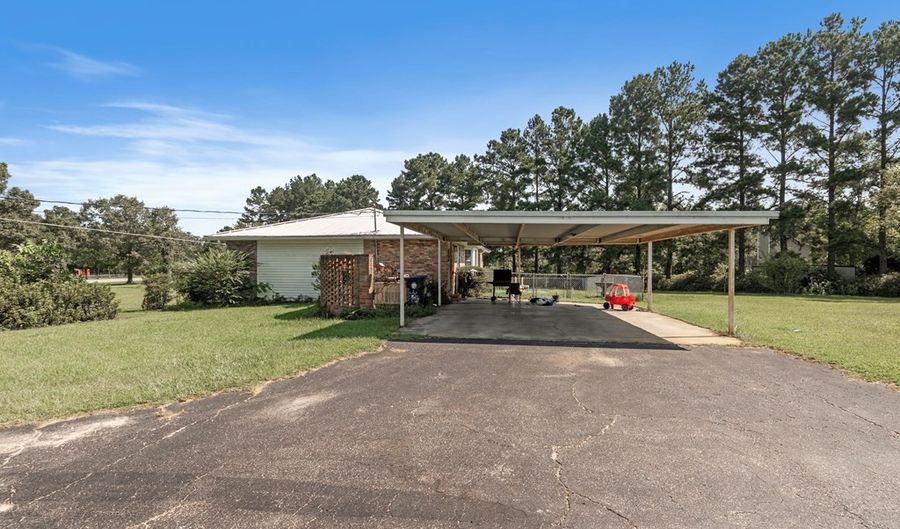 3125 County Road 55, Ashford, AL 36312 - 4 Beds, 2 Bath