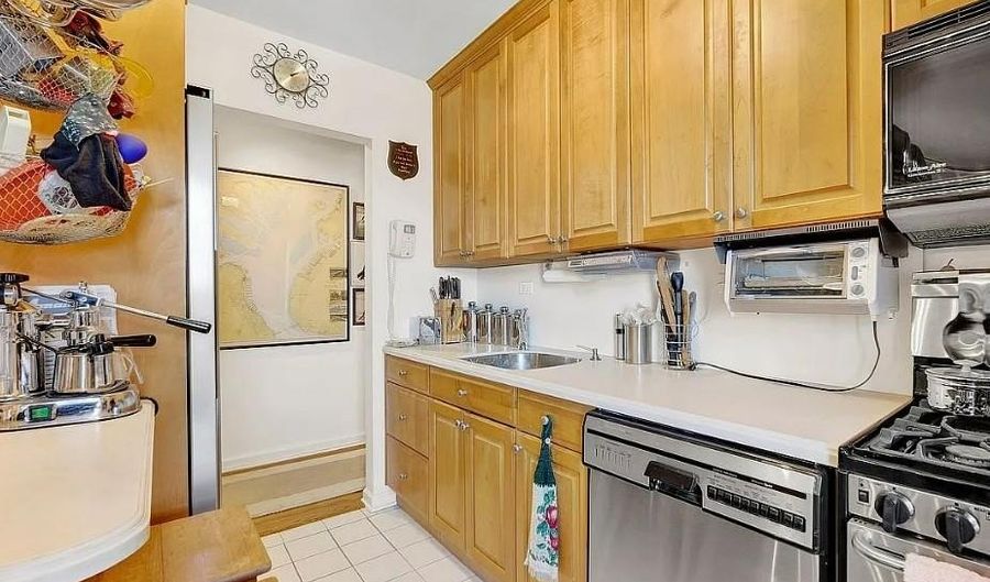 131 74th St 6J, Brooklyn, NY 11209 - 2 Beds, 2 Bath