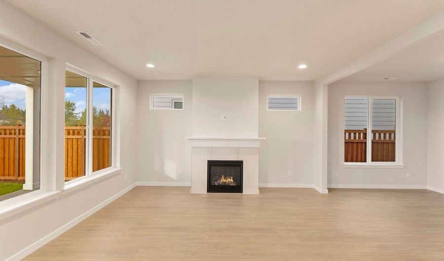 20325 146th St Ct E, Bonney Lake, WA 98391 - 5 Beds, 4 Bath