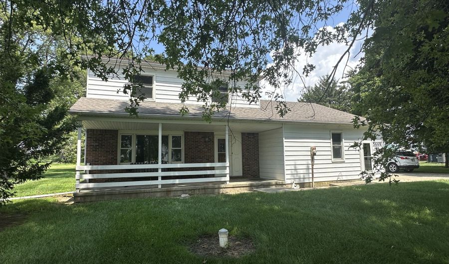 5668 W 250 S, Anderson, IN 46011 - 3 Beds, 2 Bath