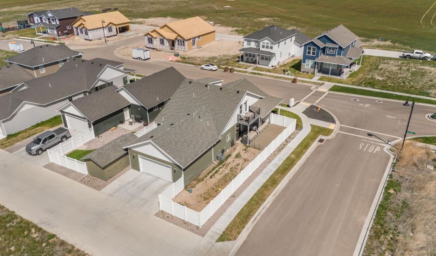 609 Aurora, Chubbuck, ID 83202 - 3 Beds, 3 Bath