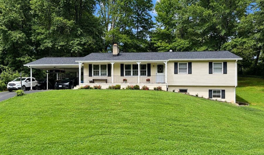 3506 BEVERLY Dr, Annandale, VA 22003 - 4 Beds, 3 Bath