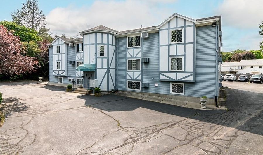 330 SIMMONSVILLE Ave, Johnston, RI 02919 - 0 Beds, 0 Bath