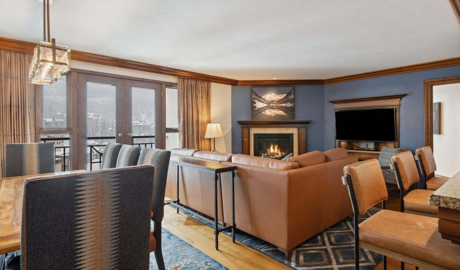 100 E Thomas 2055-52, Beaver Creek, CO 81620 - 3 Beds, 3 Bath