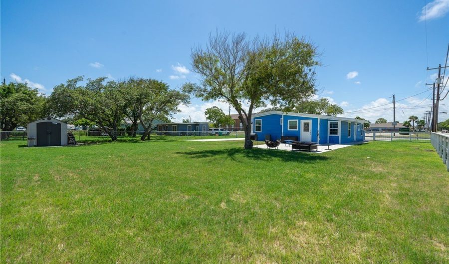 1403 S Mccampbell St, Aransas Pass, TX 78336 - 3 Beds, 2 Bath