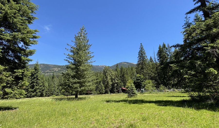 2216 Mosquito Creek Rd, Clark Fork, ID 83811 - 2 Beds, 1 Bath
