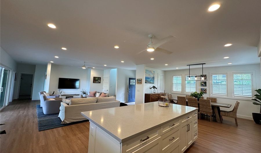 5872 Haleola St, Honolulu, HI 96821 - 4 Beds, 4 Bath