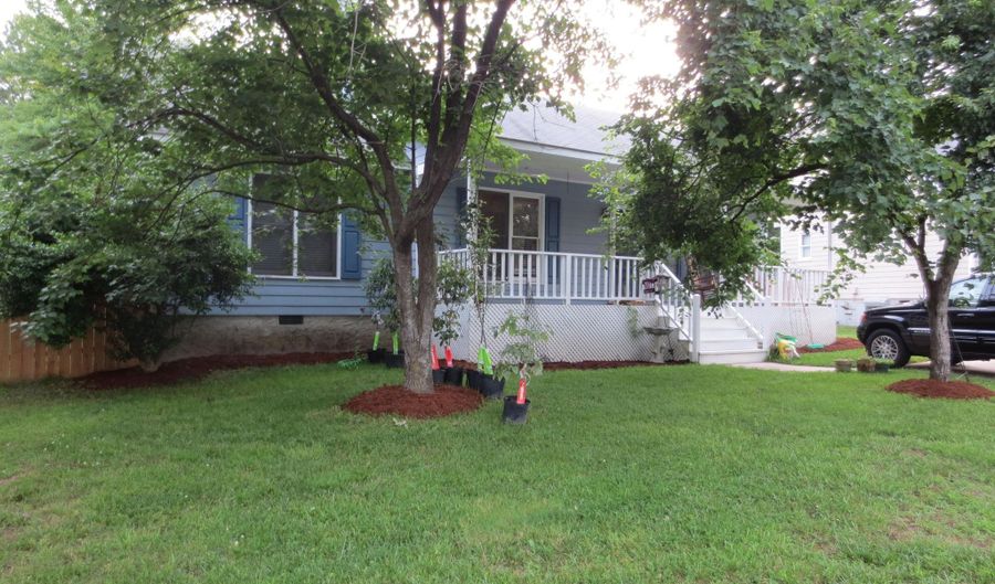 712 Matney Ln, Apex, NC 27502 - 3 Beds, 2 Bath