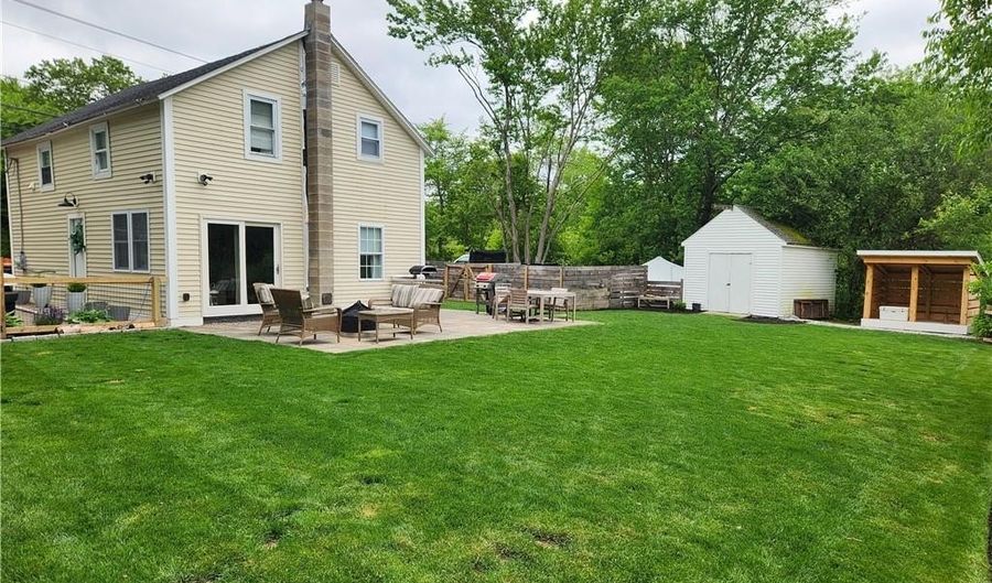 155 Hatchery Rd, North Kingstown, RI 02852 - 2 Beds, 2 Bath