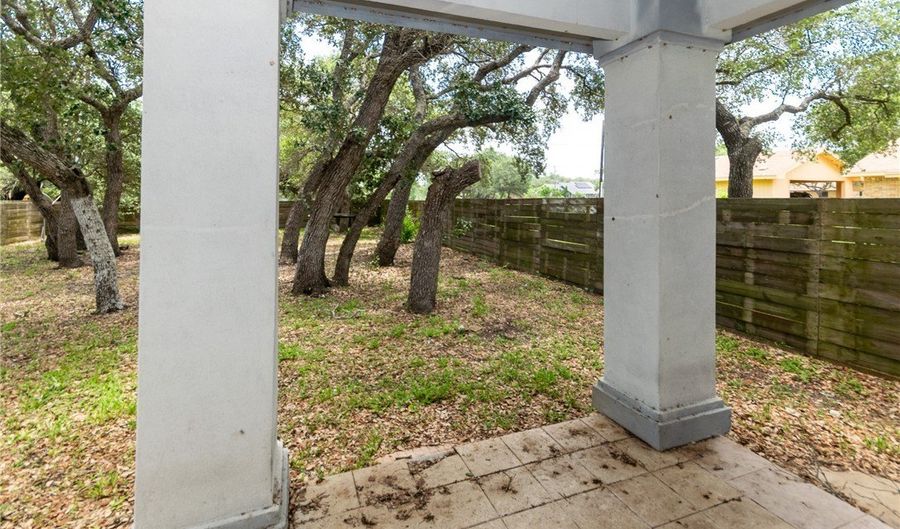 1045 S 13th St, Aransas Pass, TX 78336 - 4 Beds, 4 Bath