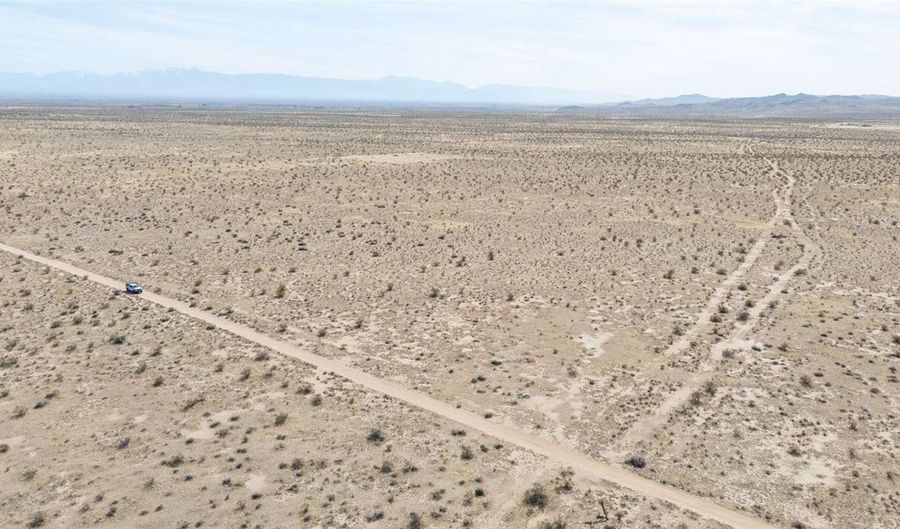 0 Adelanto Rd, Adelanto, CA 92301 - 0 Beds, 0 Bath