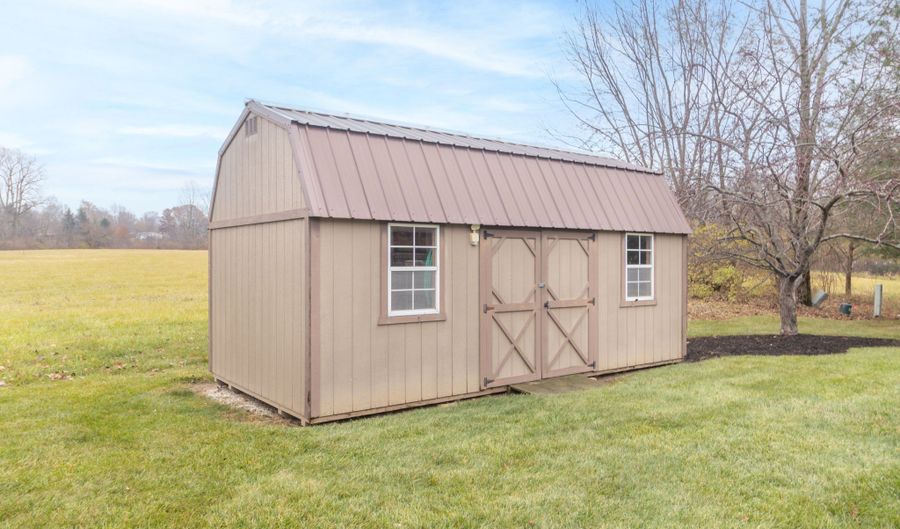 707 Fairington Way, Alexandria, IN 46001 - 3 Beds, 3 Bath