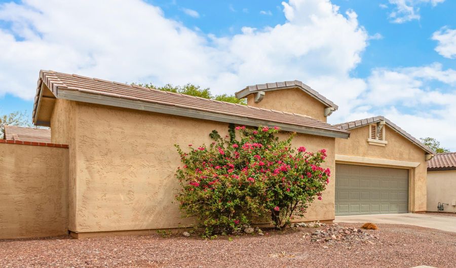 20907 W EDITH Way, Buckeye, AZ 85396 - 3 Beds, 2 Bath