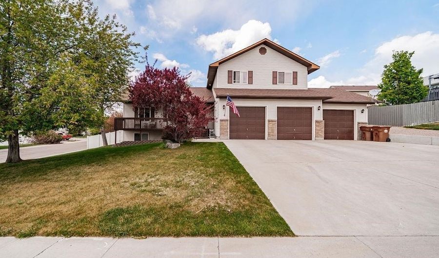 776 Mountain Park Rd, Chubbuck, ID 83202 - 5 Beds, 3 Bath