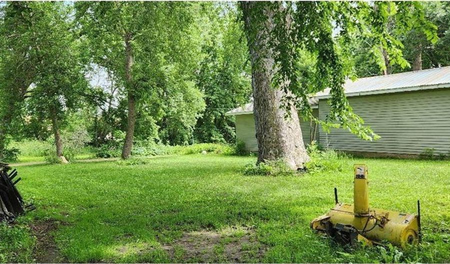 730 W Front St, Albert Lea, MN 56007 - 3 Beds, 1 Bath